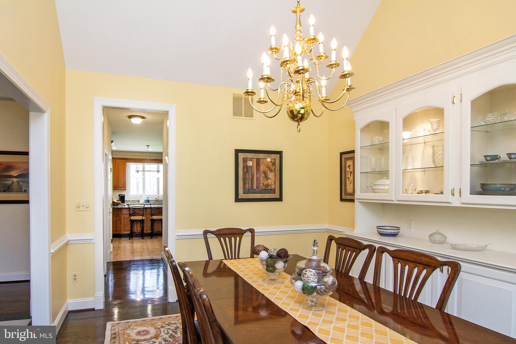 EAGLEVIEW ESTATES - Residential