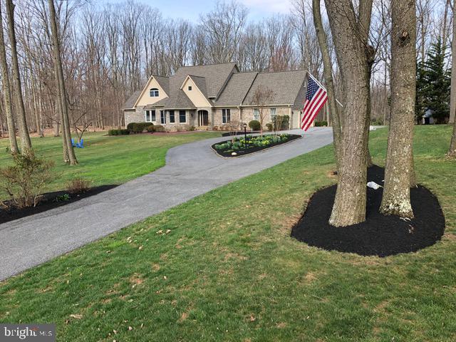 EAGLEVIEW ESTATES - Residential