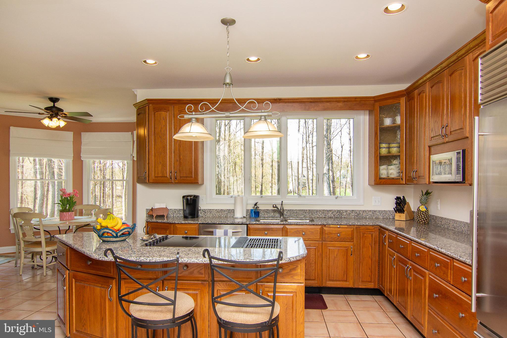 EAGLEVIEW ESTATES - Residential