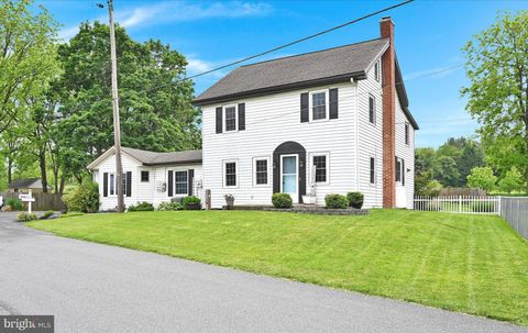 18 ALDEN LANE LEBANON PA 17042