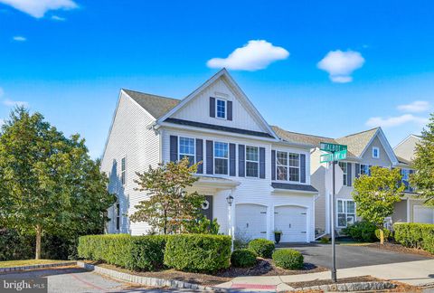 Photo of 100 Talbot Street, MOUNT JOY, PA 17552 (MLS # PALA2075900)