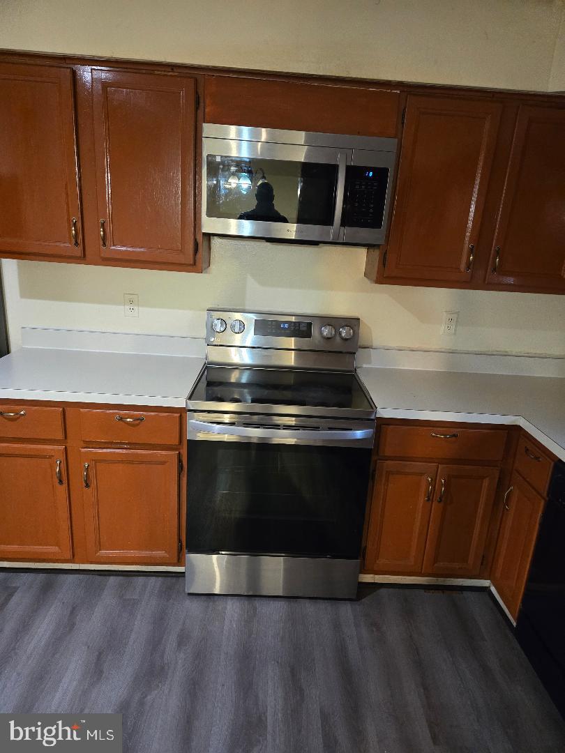 QUEENS CHAPEL MANOR - Residential Lease