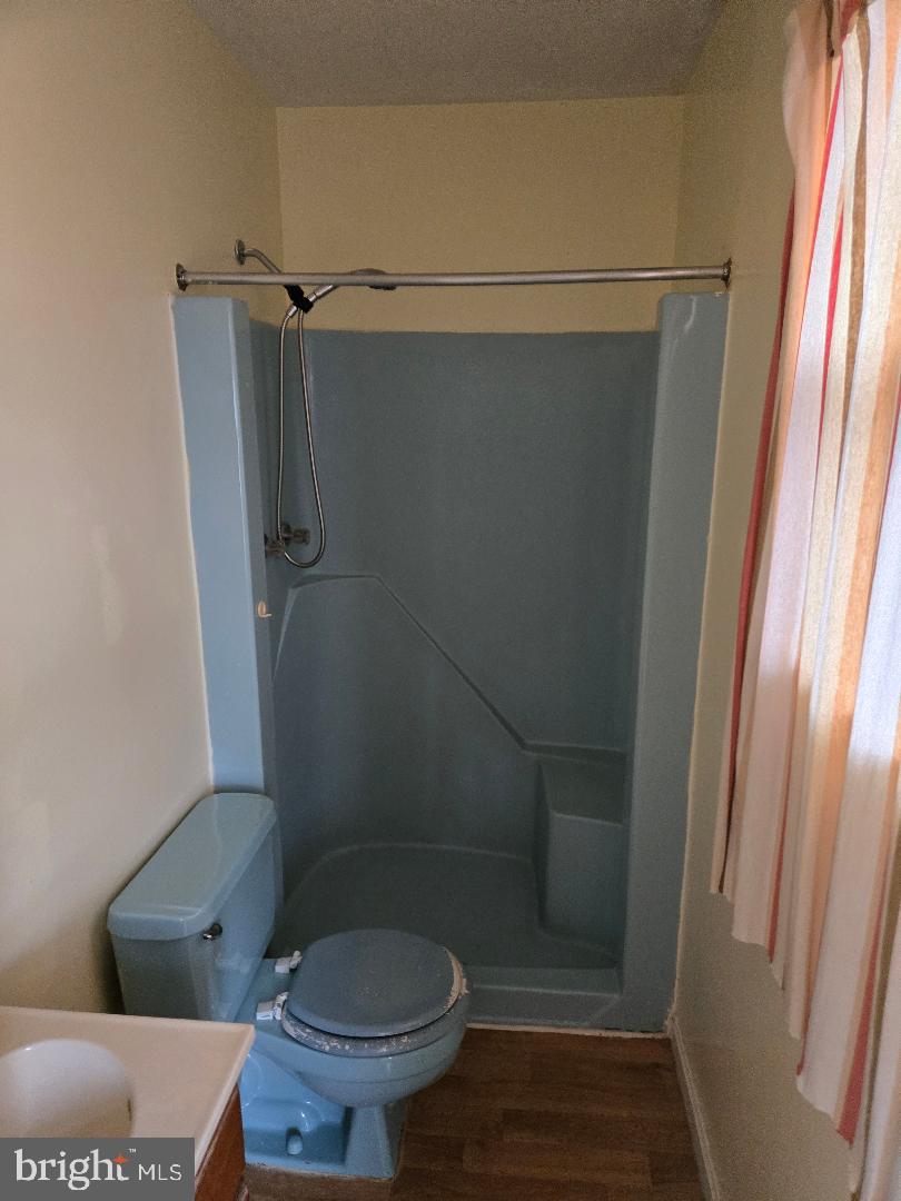 QUEENS CHAPEL MANOR - Residential Lease