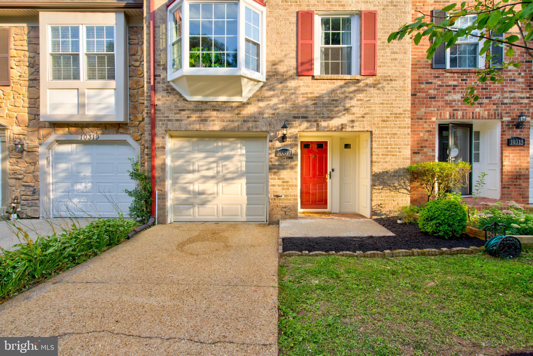 10317 BROOM LANE