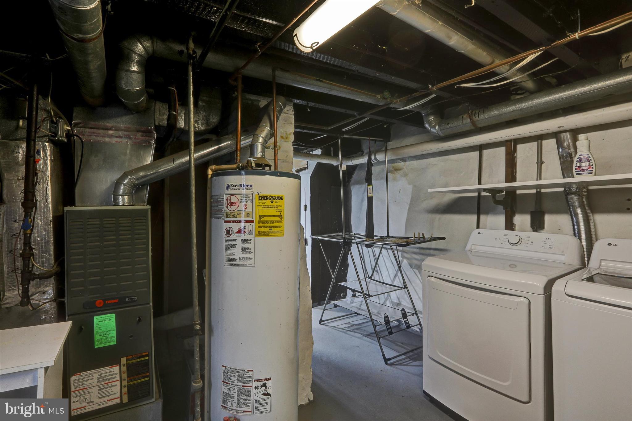 HAMPDEN HISTORIC DISTRICT - Residential