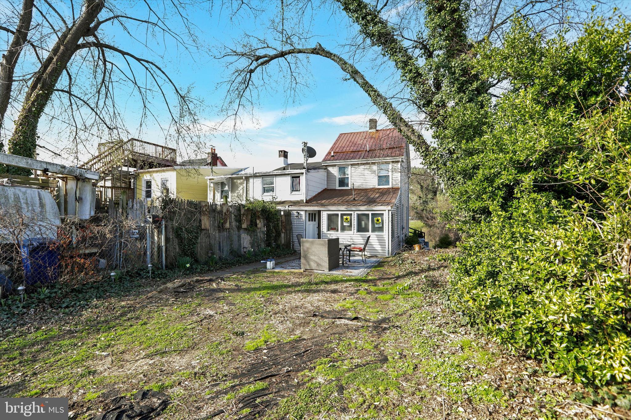 HAMPDEN HISTORIC DISTRICT - Residential
