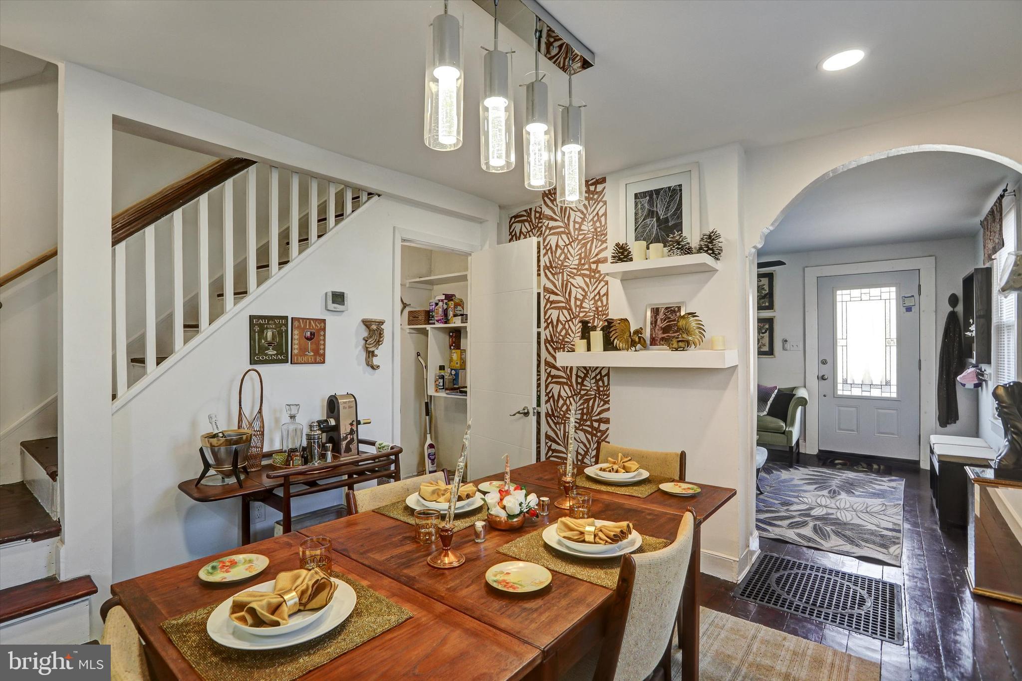 HAMPDEN HISTORIC DISTRICT - Residential