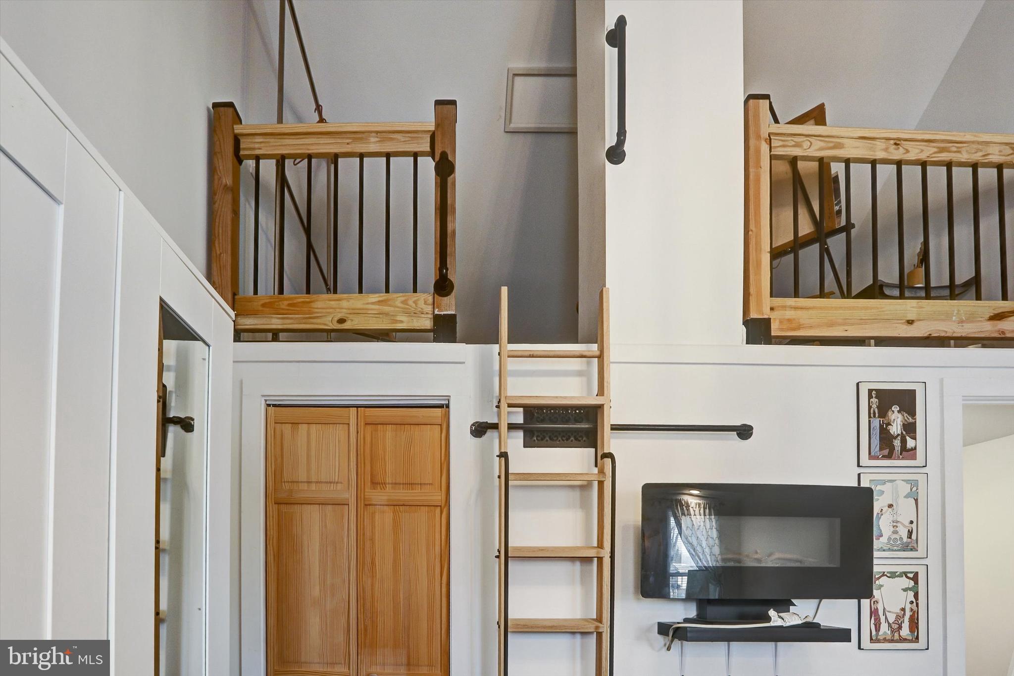 HAMPDEN HISTORIC DISTRICT - Residential