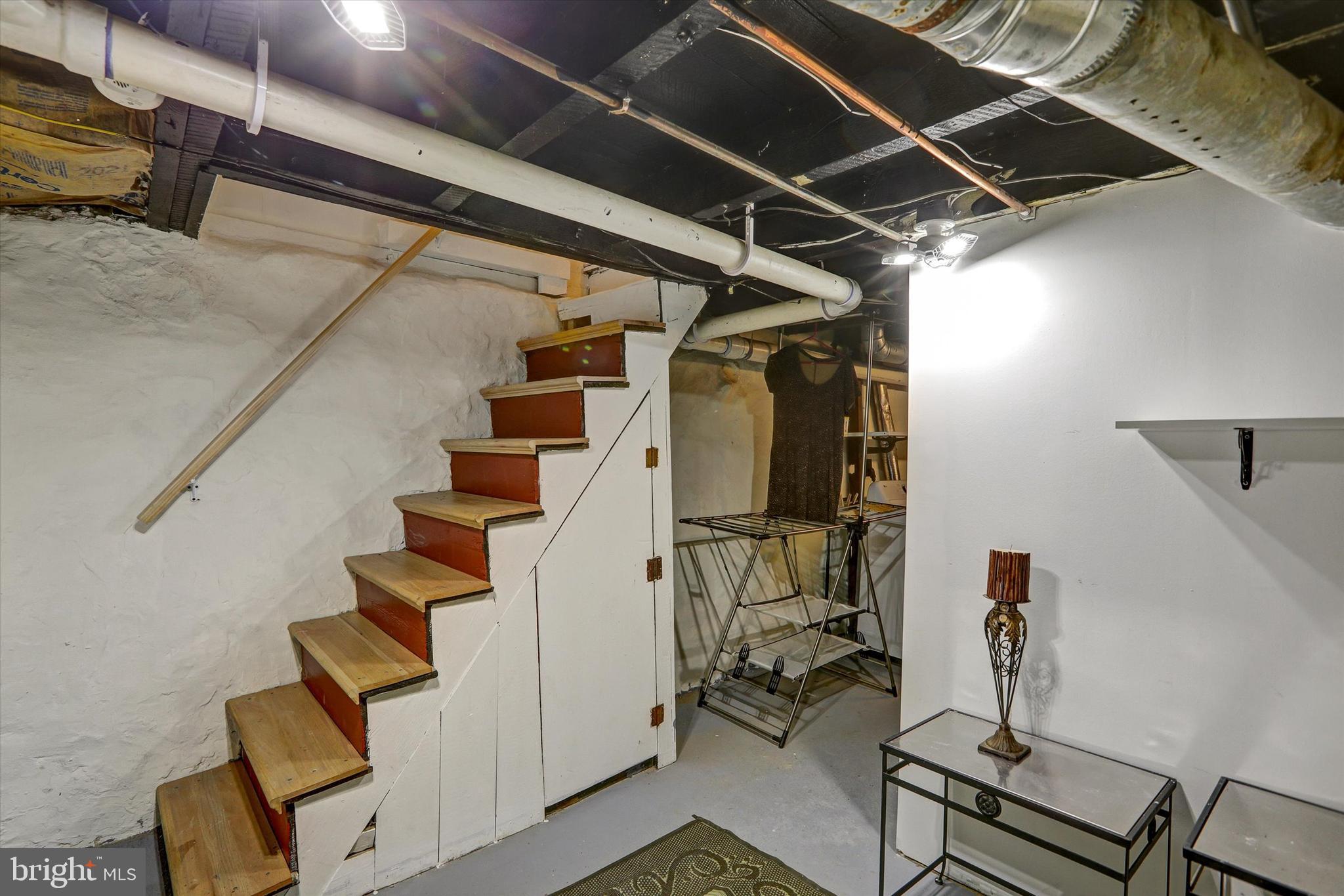 HAMPDEN HISTORIC DISTRICT - Residential