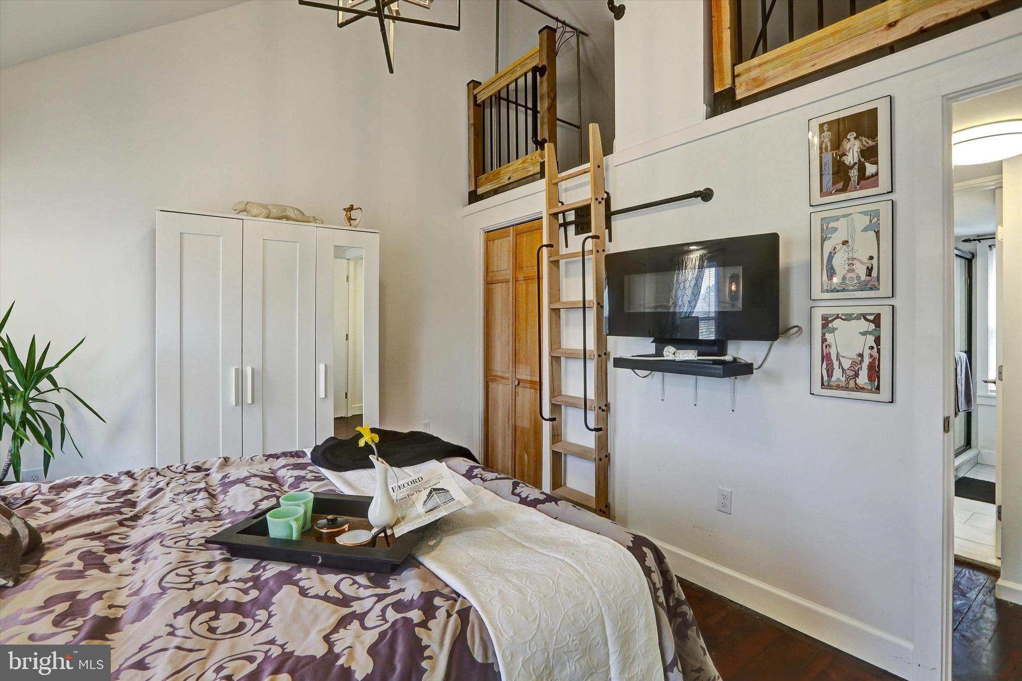 HAMPDEN HISTORIC DISTRICT - Residential