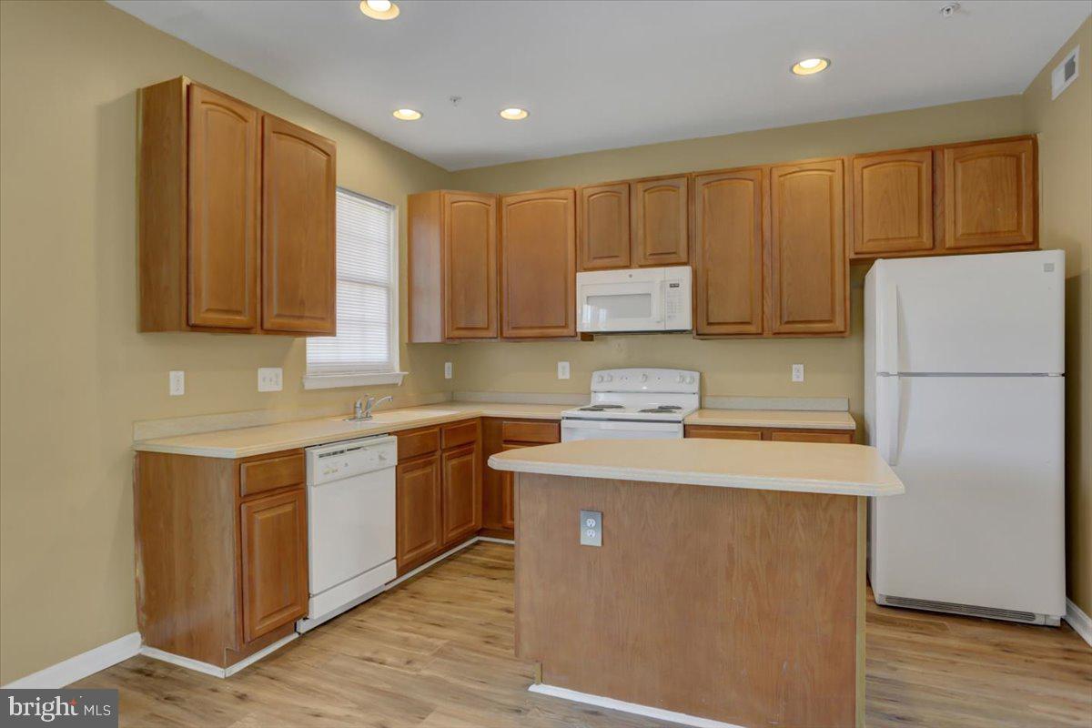 SENECA RIDGE - Residential