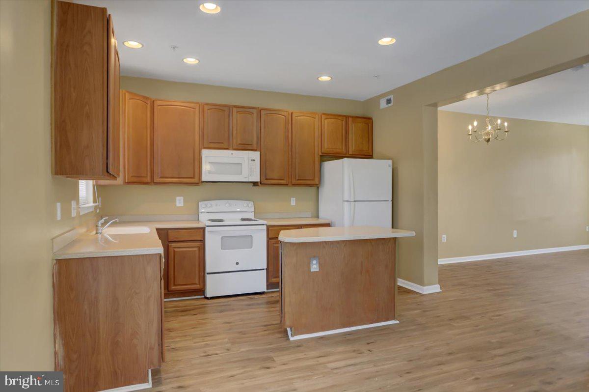 SENECA RIDGE - Residential