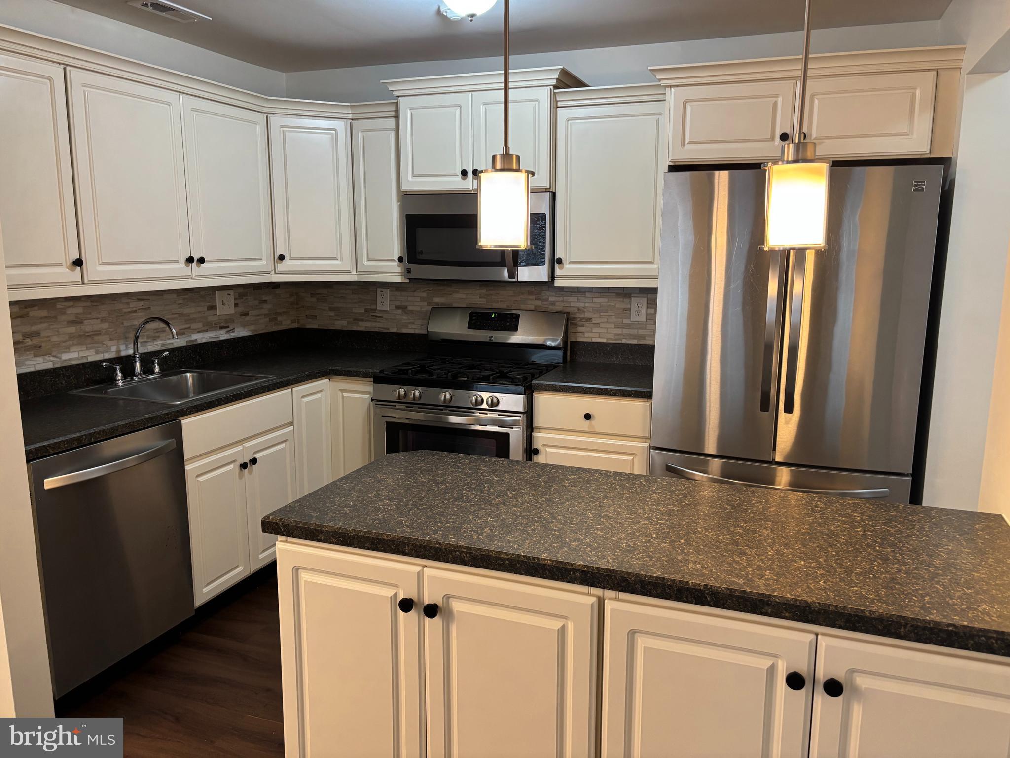 CROWN POINTE - Residential Lease