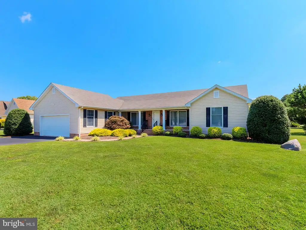 19 Clover Drive, Georgetown, DE 19947