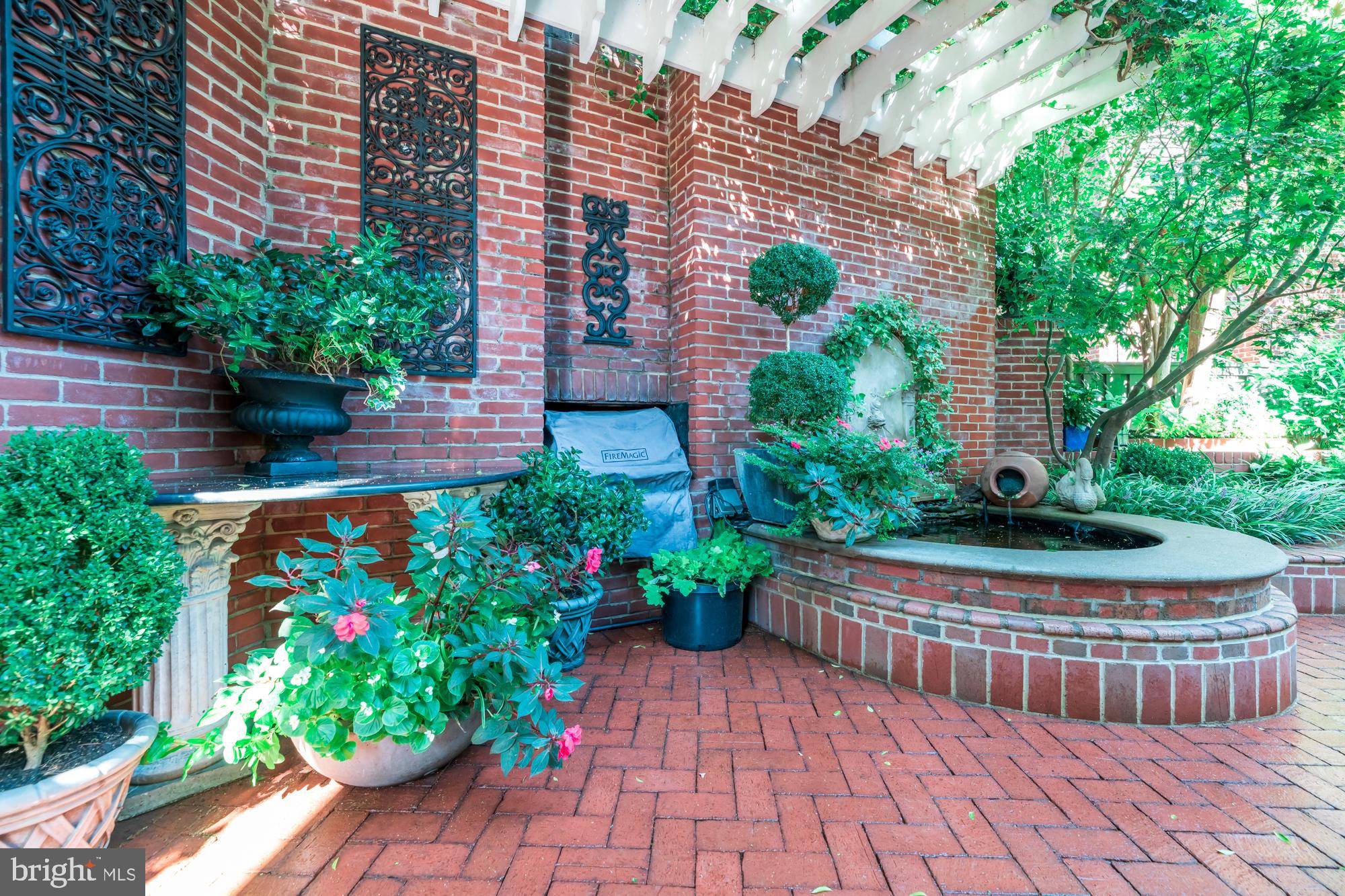 OLD TOWN SE QUADRANT - Residential