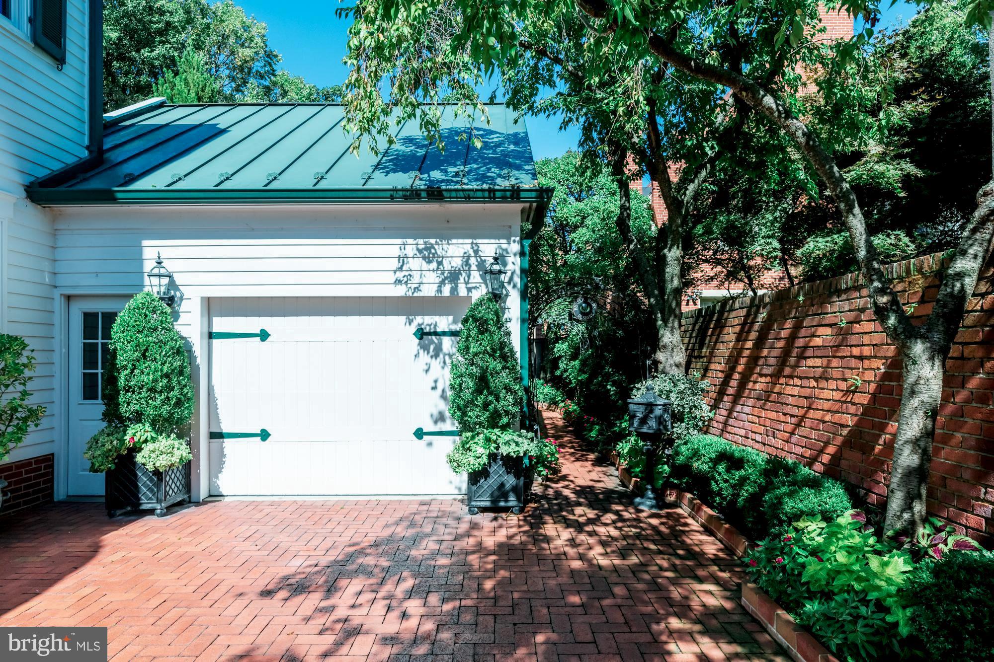 OLD TOWN SE QUADRANT - Residential