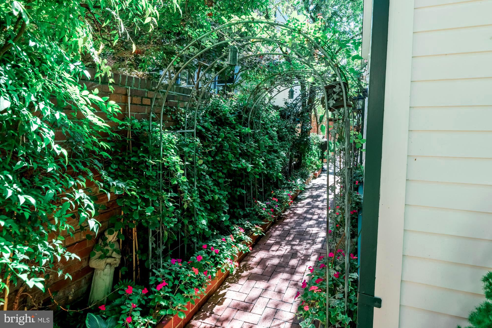 OLD TOWN SE QUADRANT - Residential