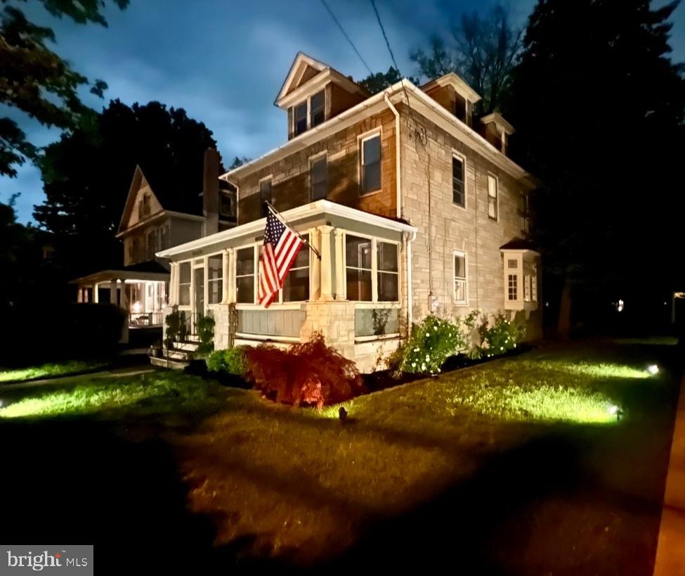 21 FRANKLIN AVENUE