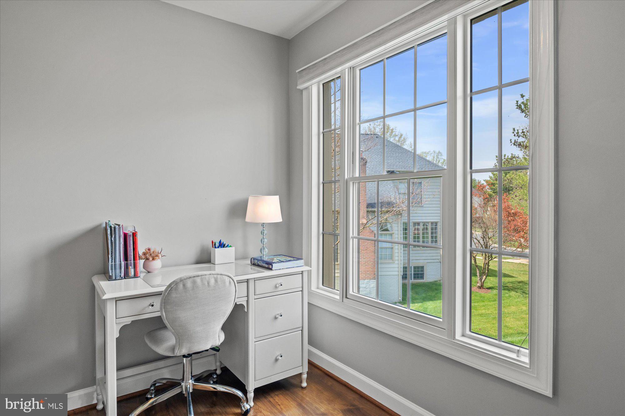 WILLOWS OF POTOMAC - Residential