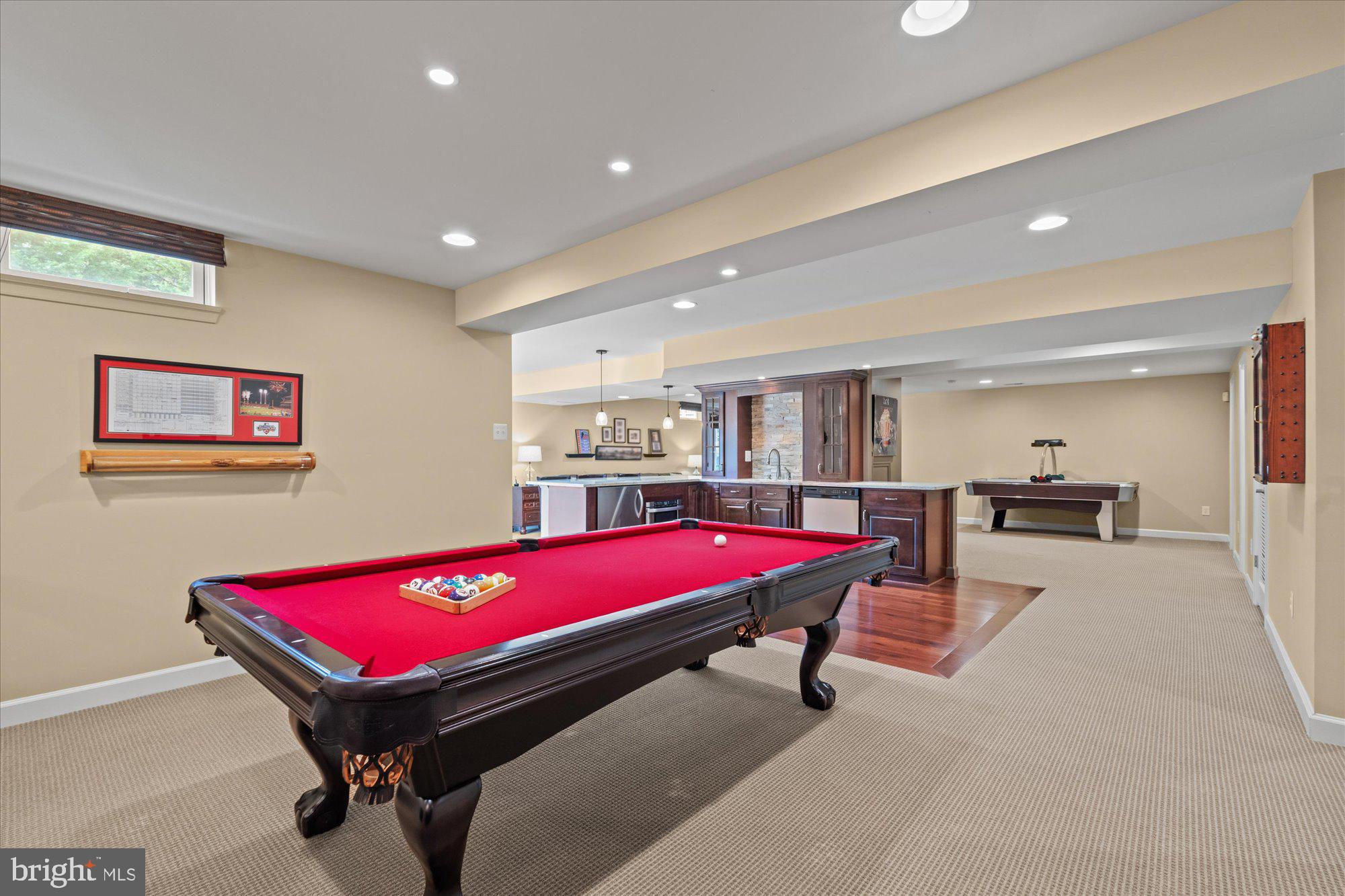 WILLOWS OF POTOMAC - Residential