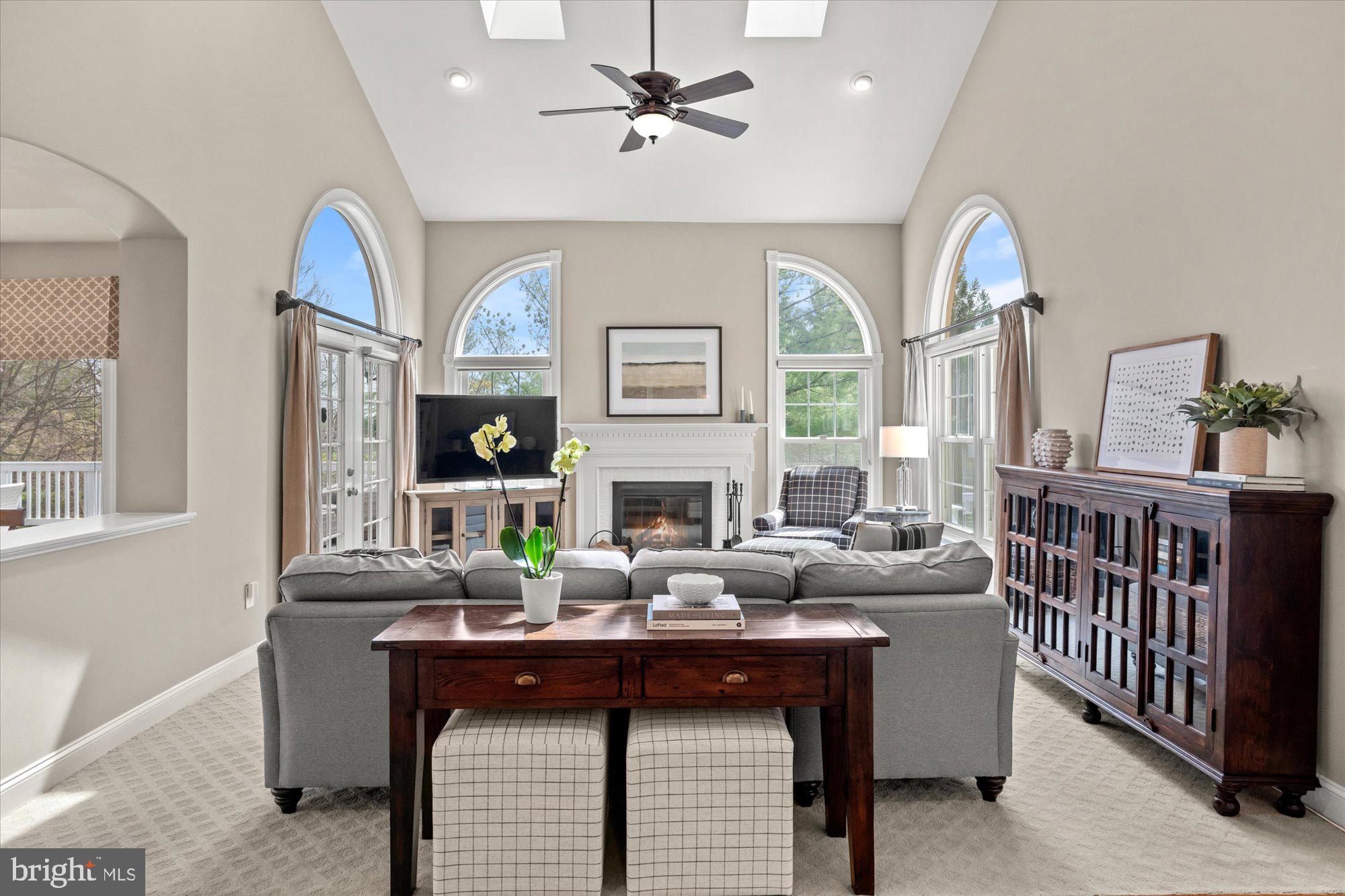 WILLOWS OF POTOMAC - Residential