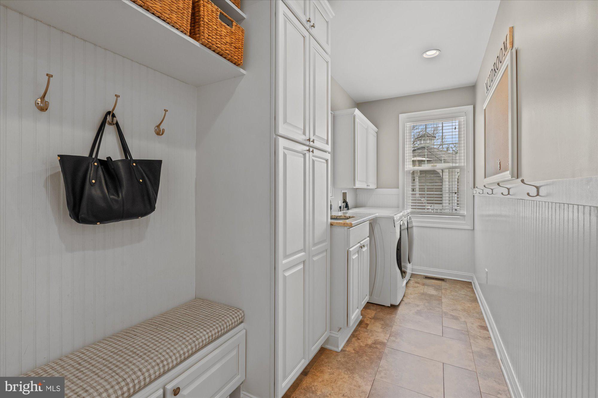 WILLOWS OF POTOMAC - Residential