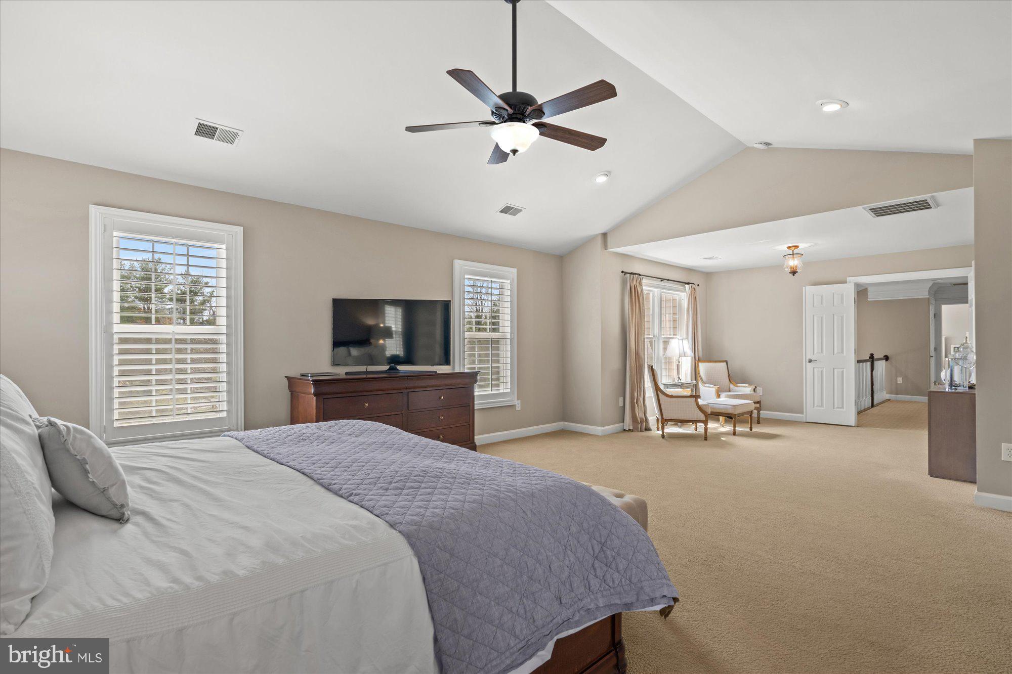 WILLOWS OF POTOMAC - Residential