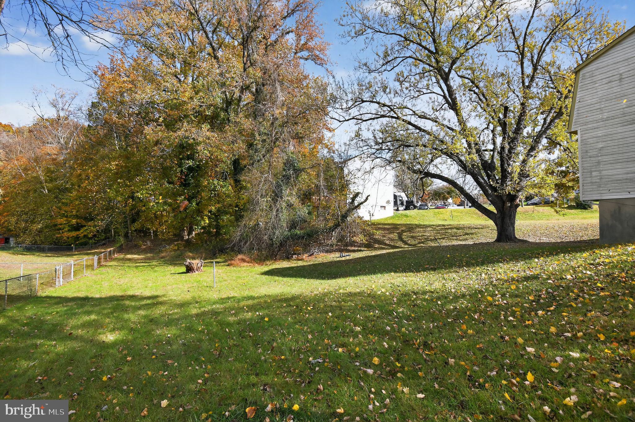 MARLBORO MEADOWS - Residential