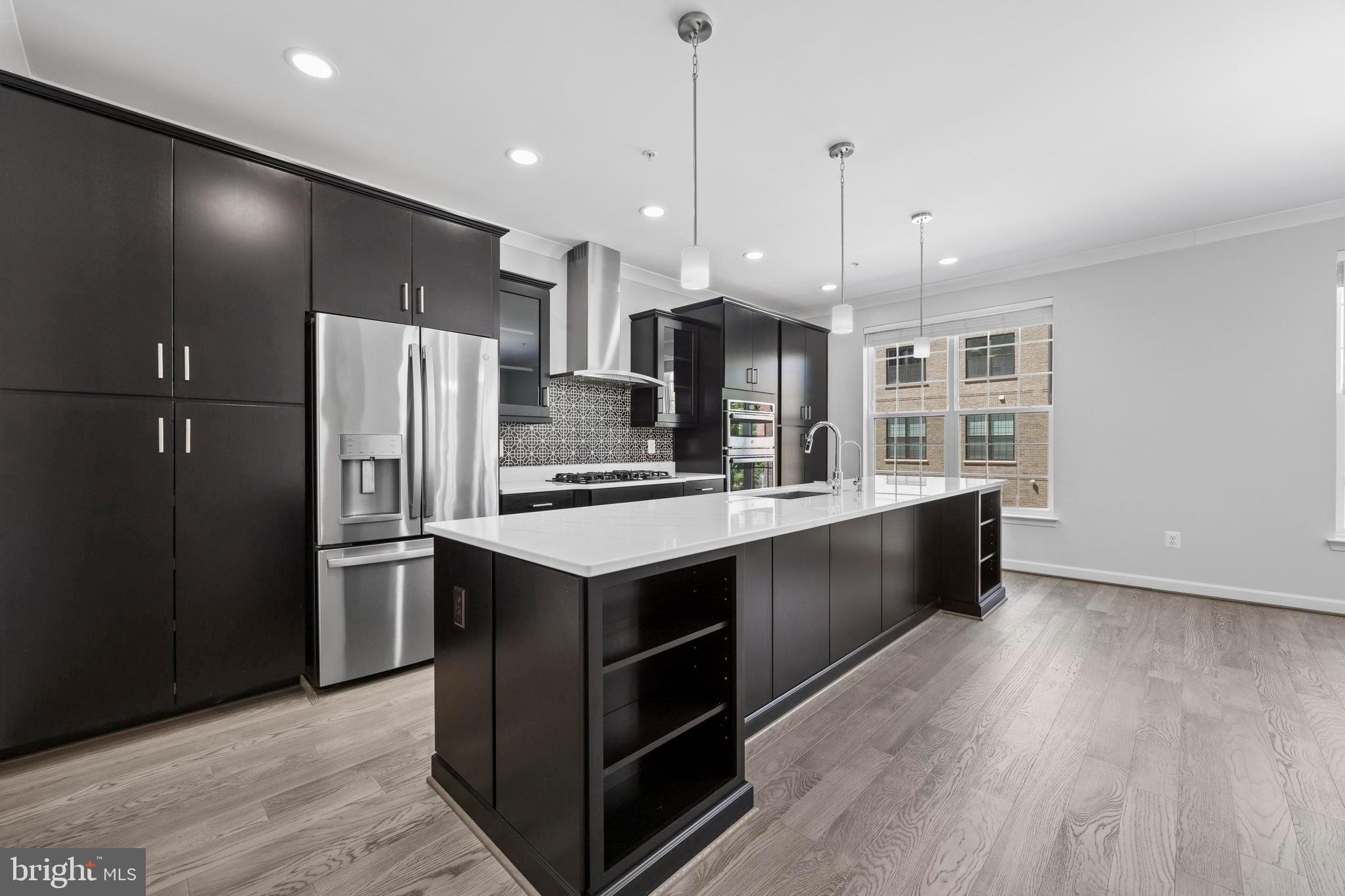 POTOMAC OVERLOOK CONDO - Residential