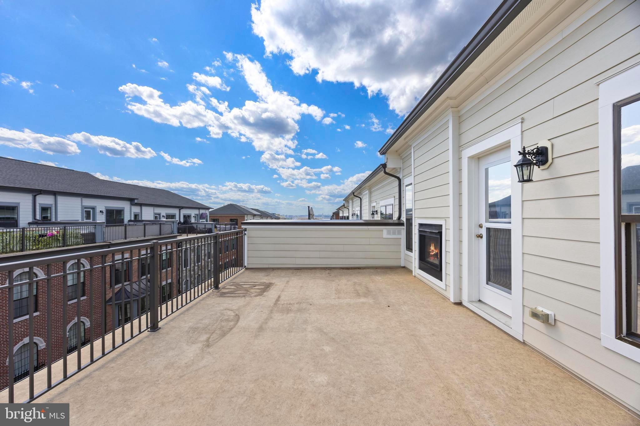POTOMAC OVERLOOK CONDO - Residential