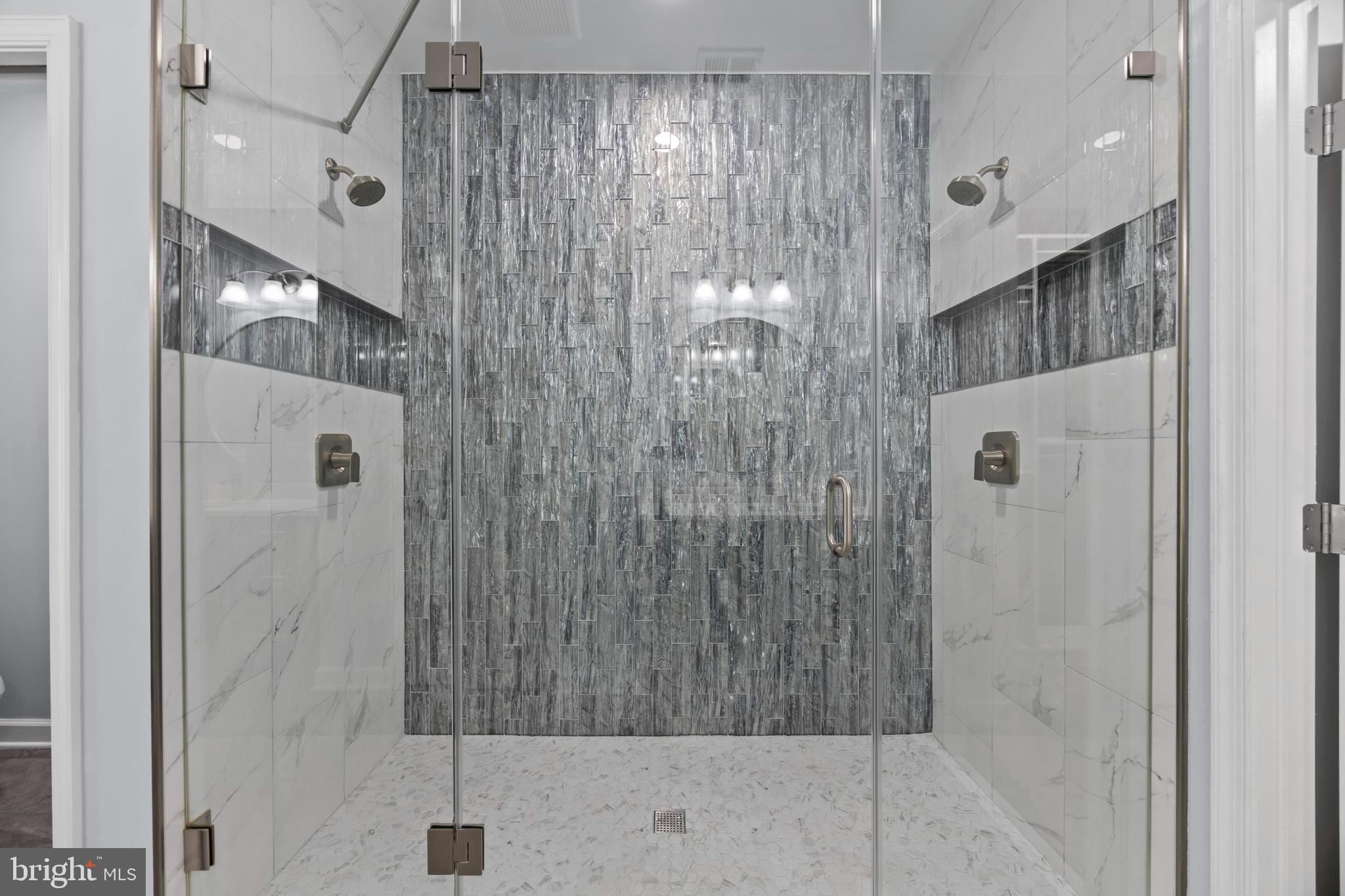 POTOMAC OVERLOOK CONDO - Residential