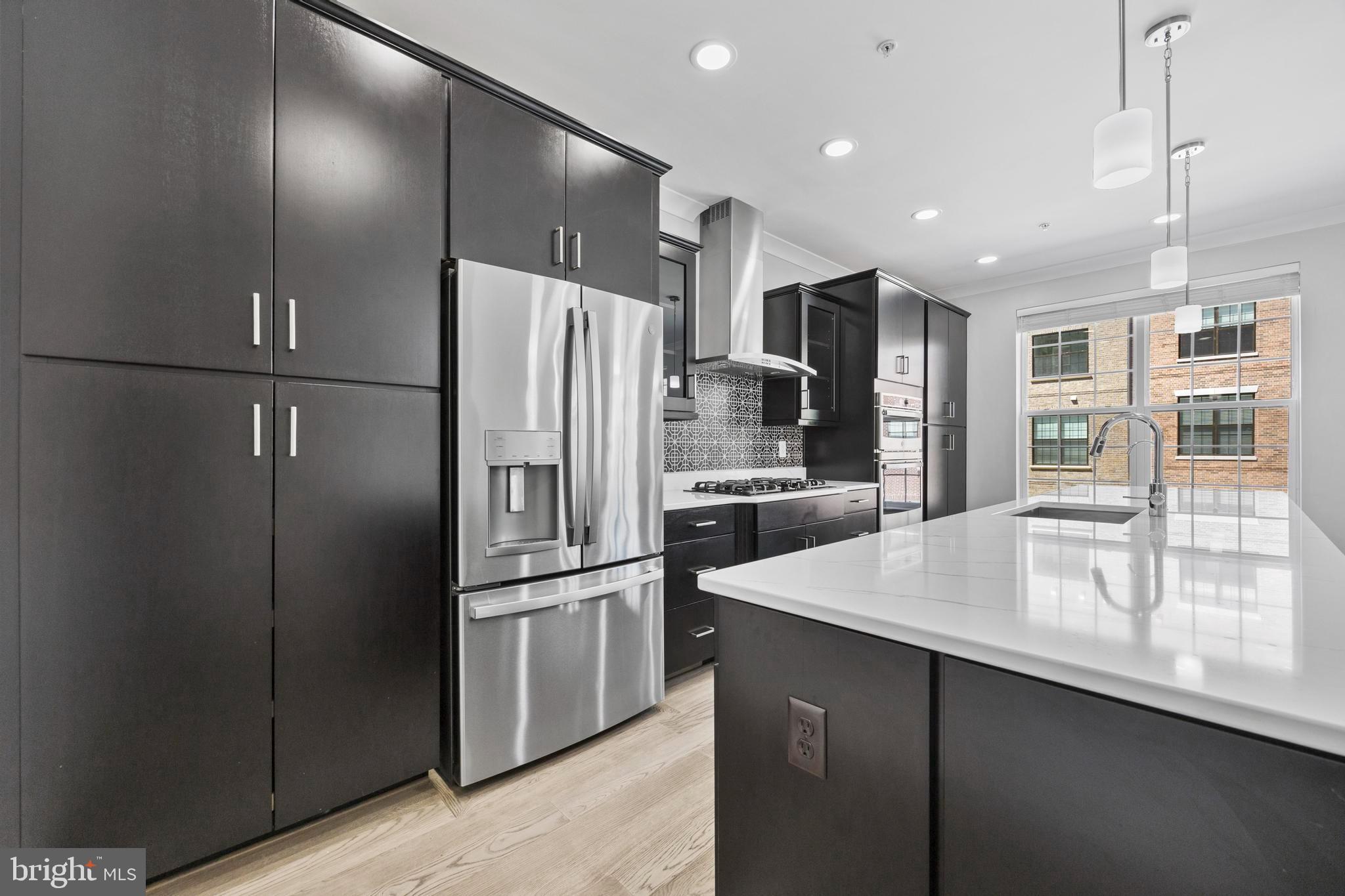 POTOMAC OVERLOOK CONDO - Residential