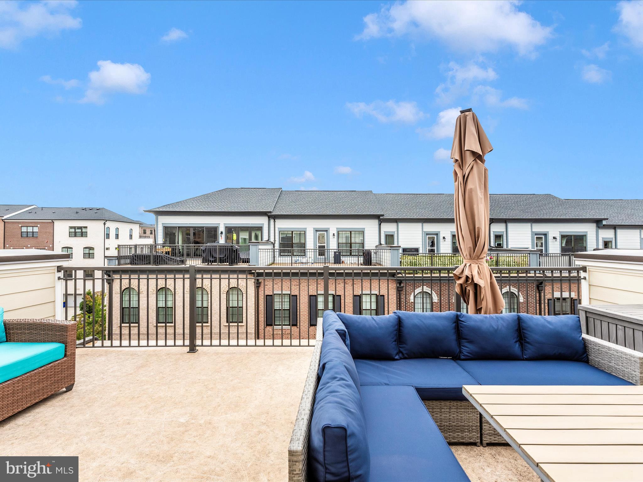 POTOMAC OVERLOOK CONDO - Residential