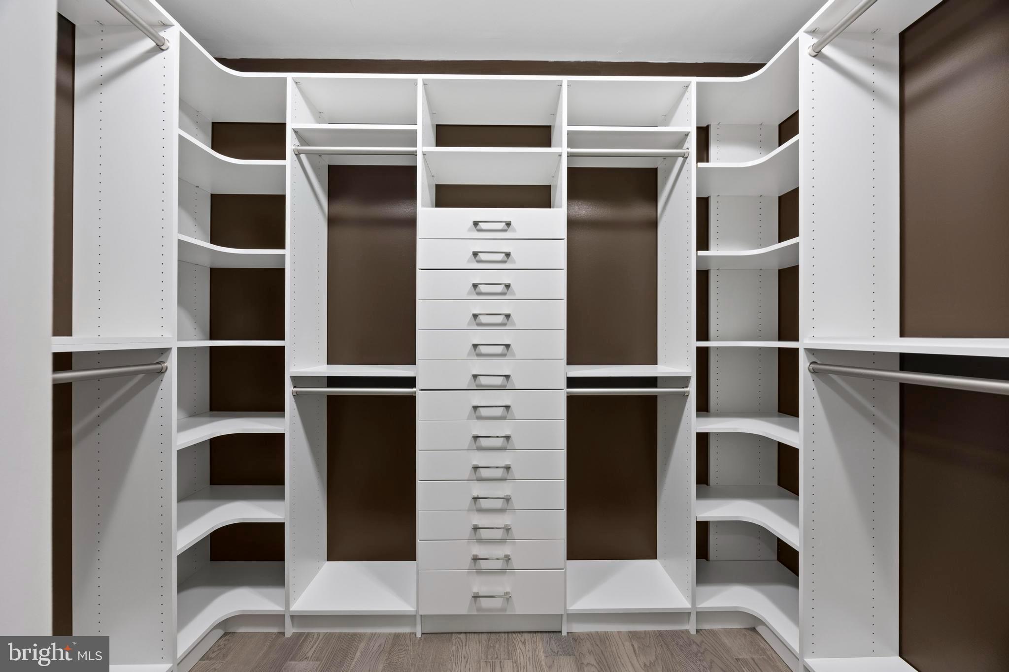 POTOMAC OVERLOOK CONDO - Residential