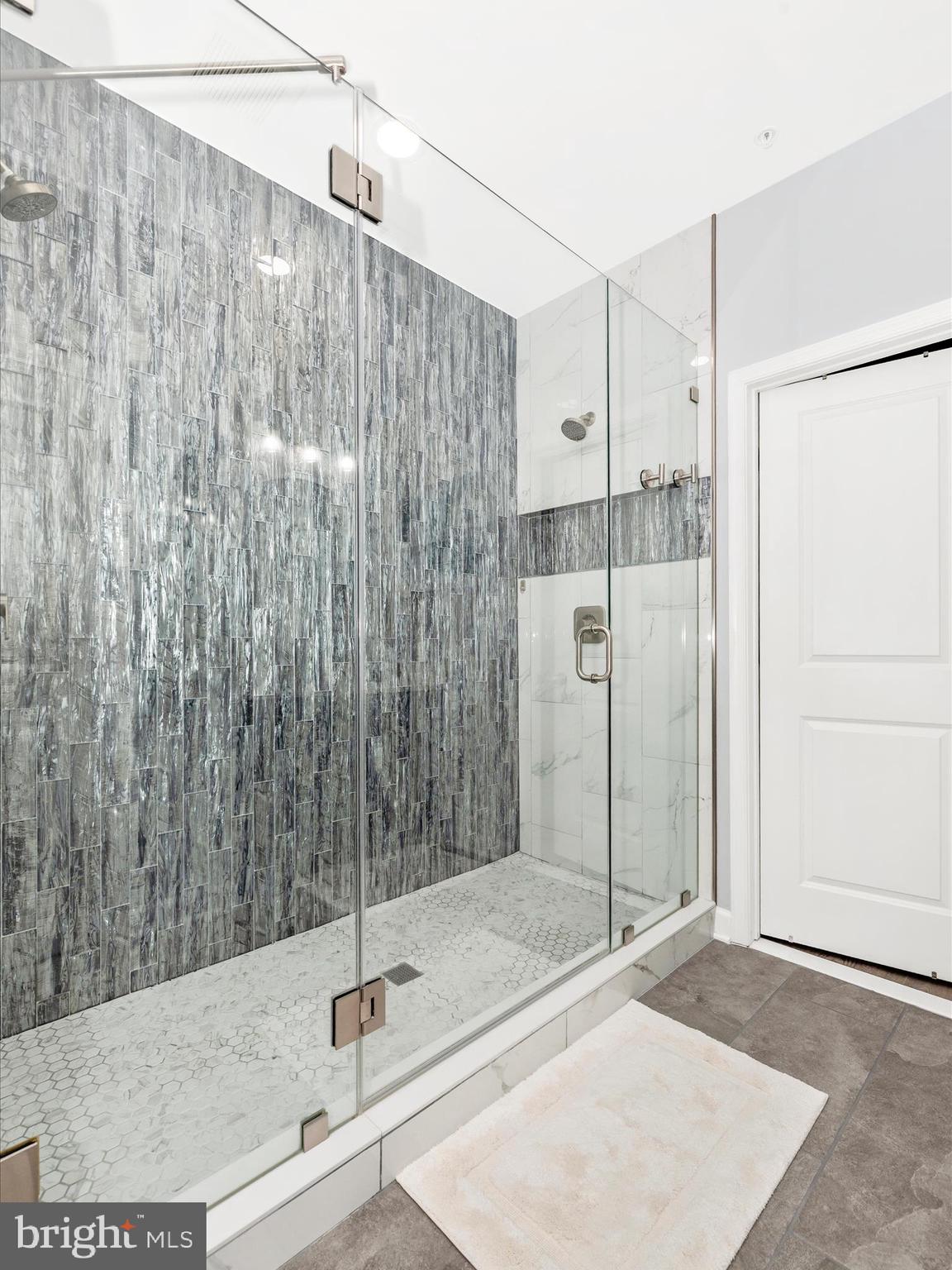 POTOMAC OVERLOOK CONDO - Residential