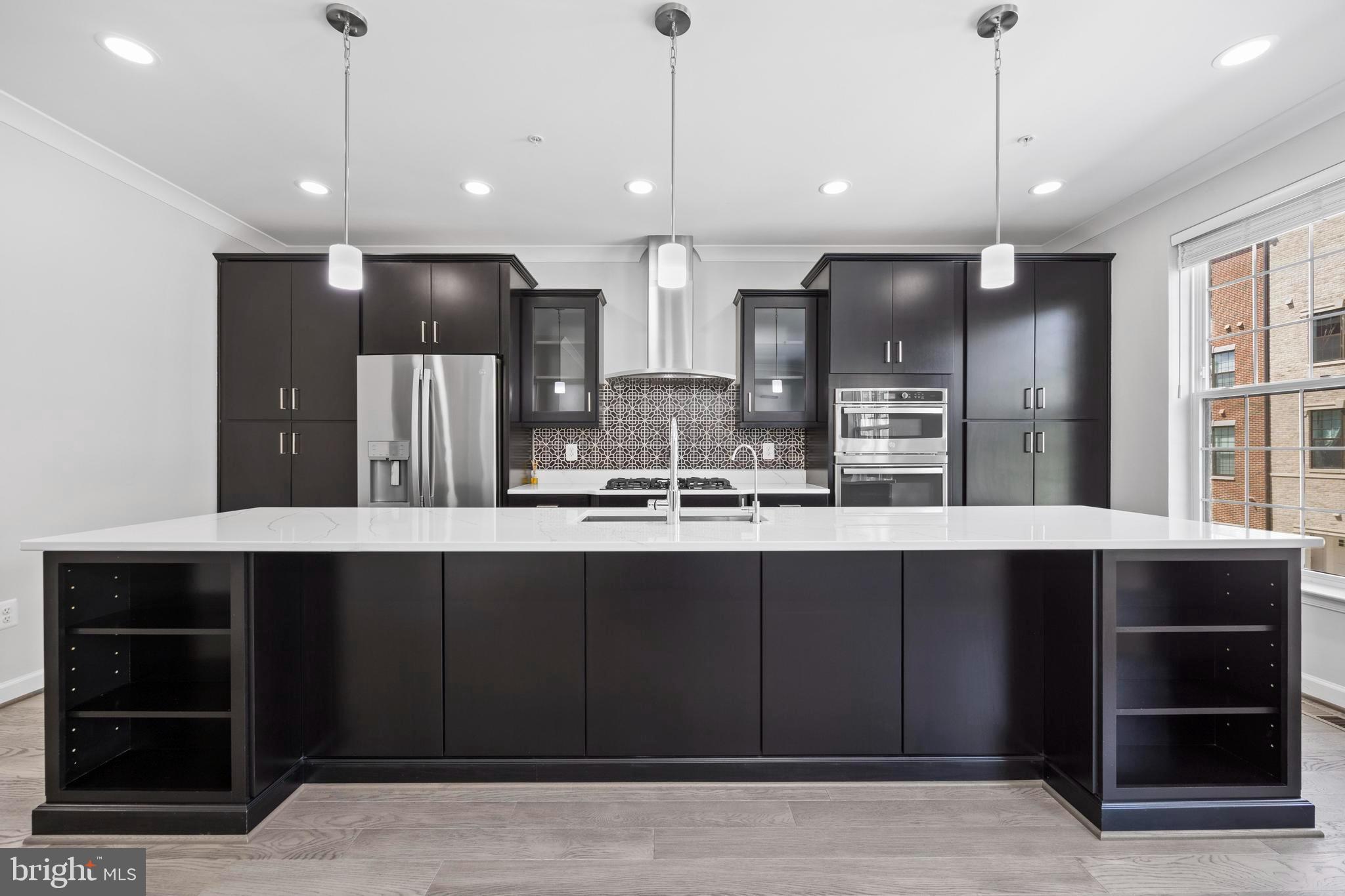 POTOMAC OVERLOOK CONDO - Residential