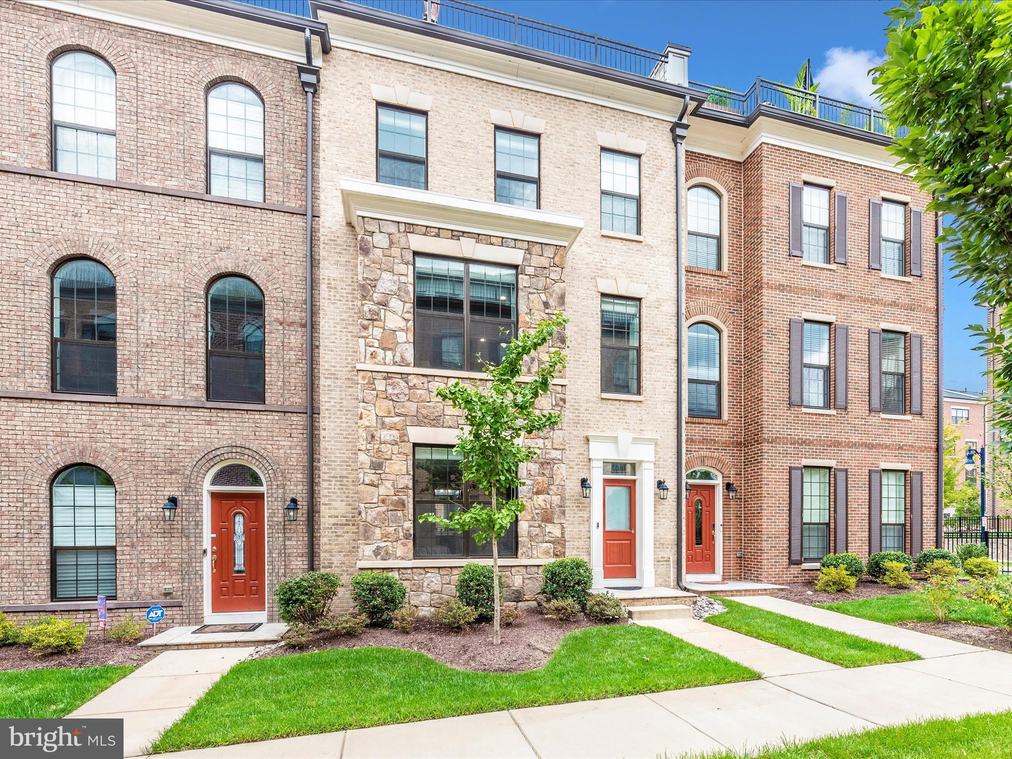 POTOMAC OVERLOOK CONDO - Residential