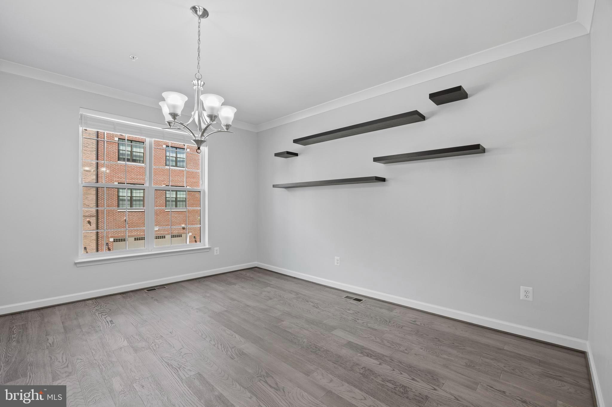 POTOMAC OVERLOOK CONDO - Residential