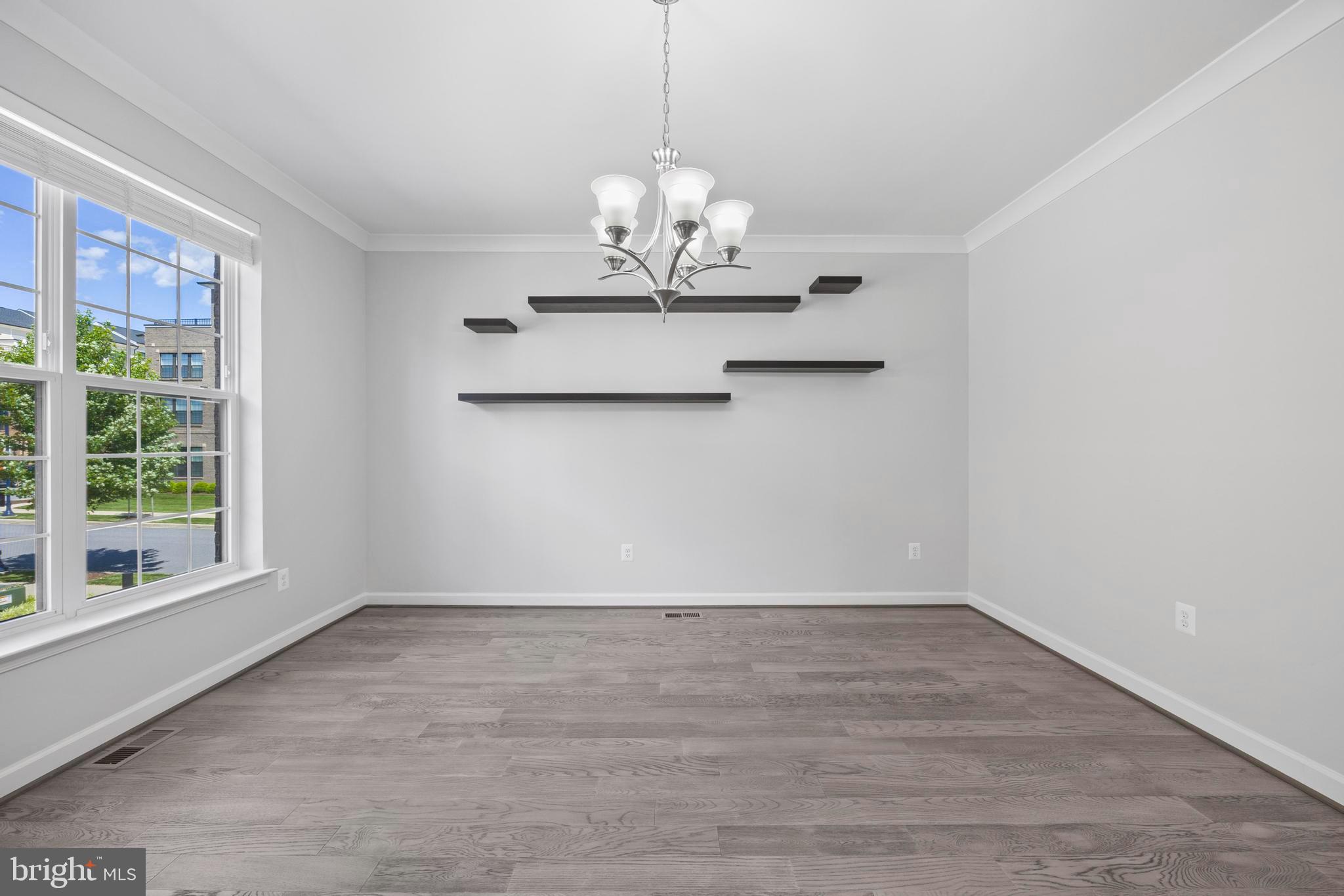 POTOMAC OVERLOOK CONDO - Residential