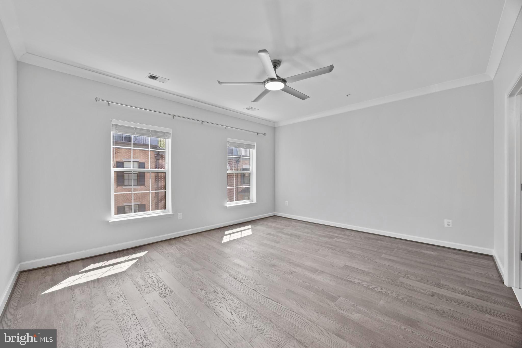 POTOMAC OVERLOOK CONDO - Residential