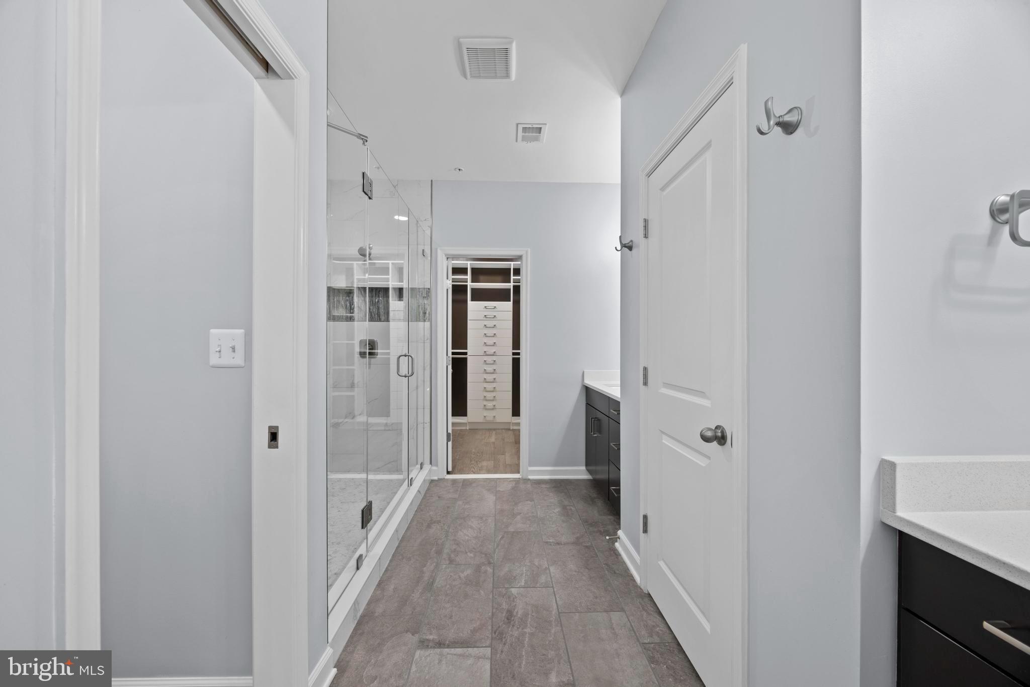 POTOMAC OVERLOOK CONDO - Residential