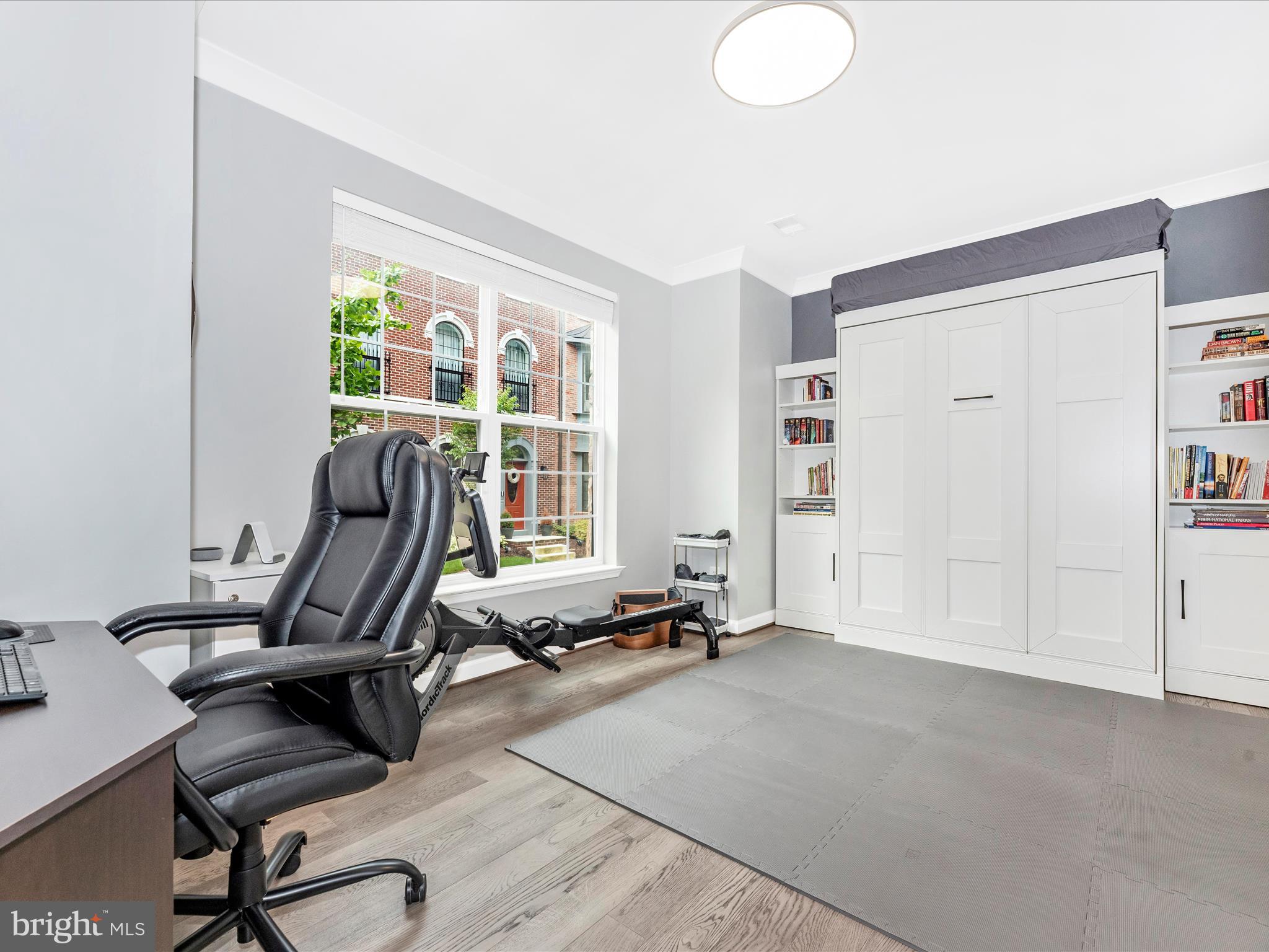 POTOMAC OVERLOOK CONDO - Residential