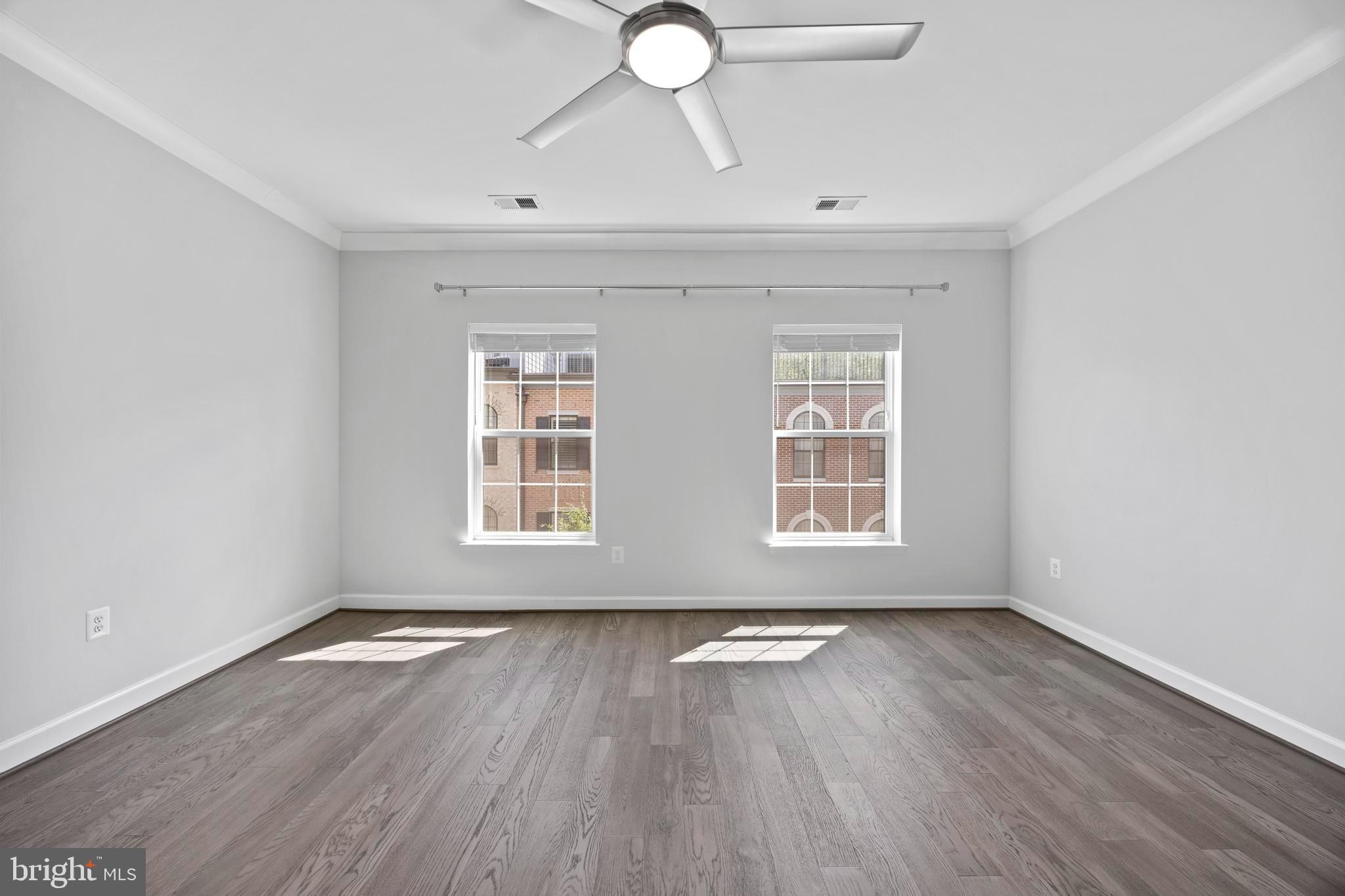 POTOMAC OVERLOOK CONDO - Residential