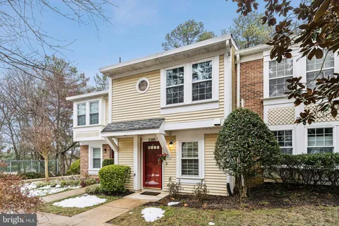 3385 Lakeside View Drive Unit 20-2, Falls Church, VA 22041 - MLS#: VAFX2222468