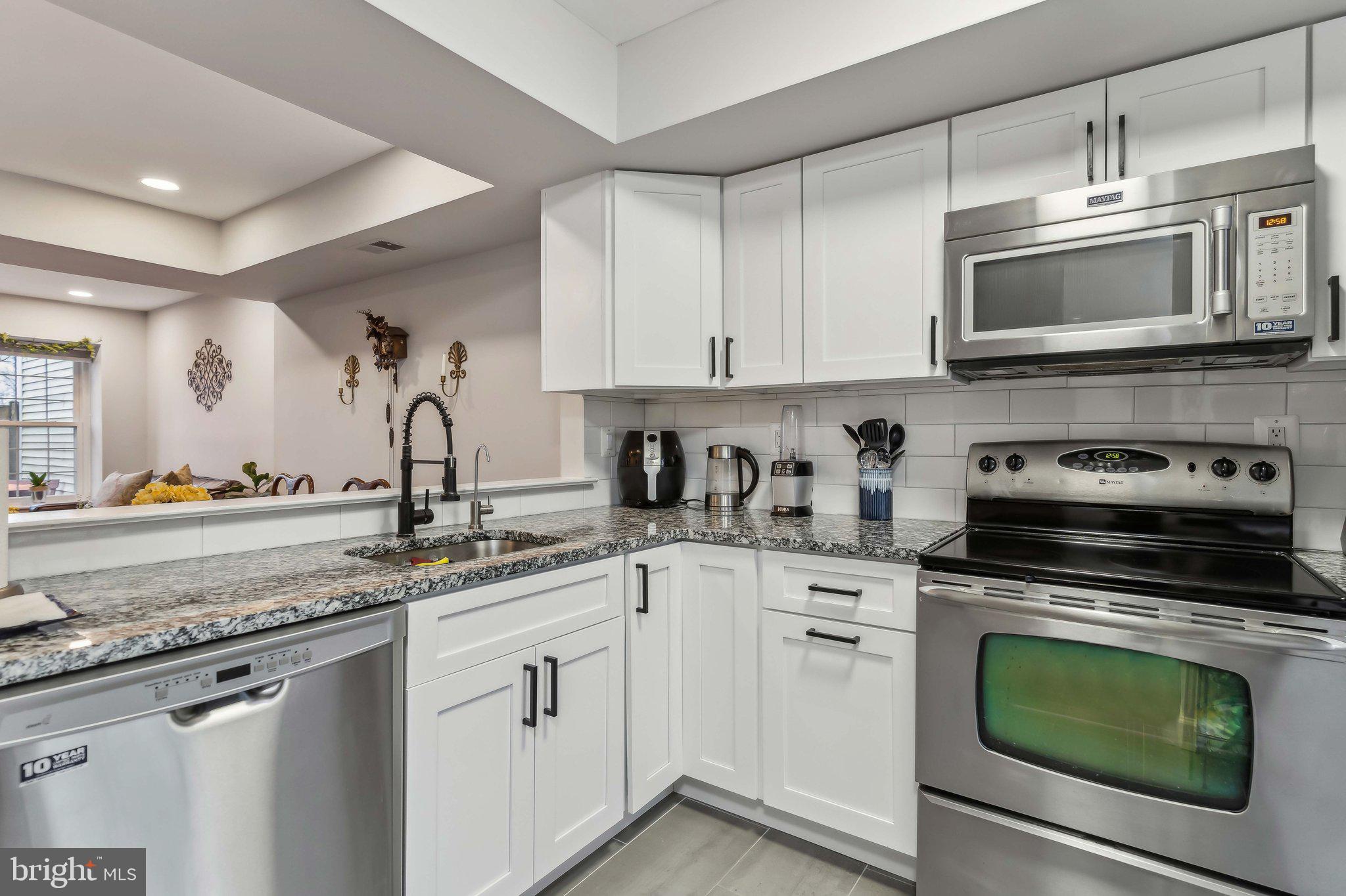 FALLS CHURCH - Residential