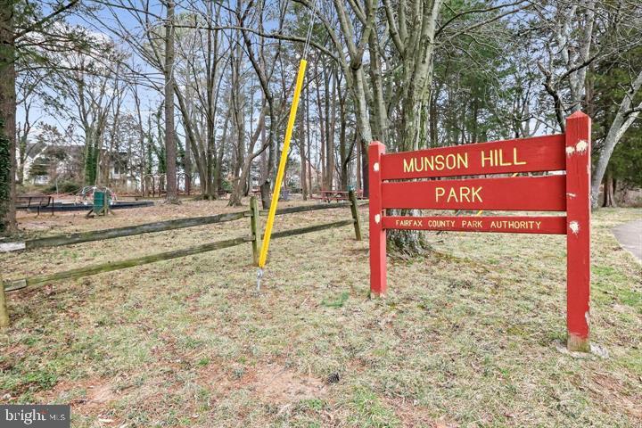 FALLS CHURCH - Residential