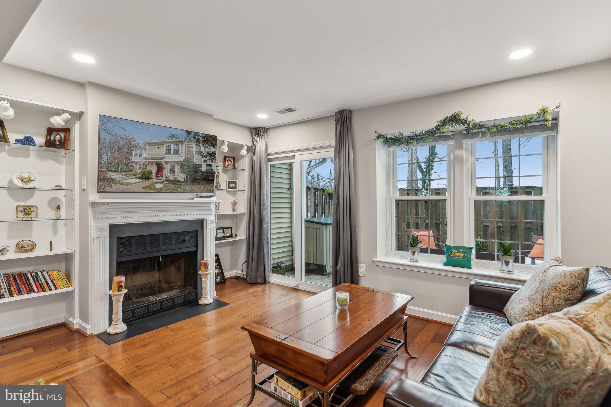 FALLS CHURCH - Residential