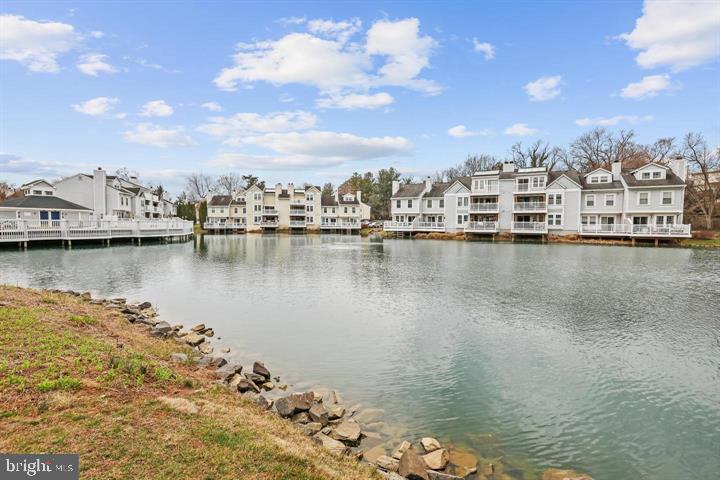 FALLS CHURCH - Residential