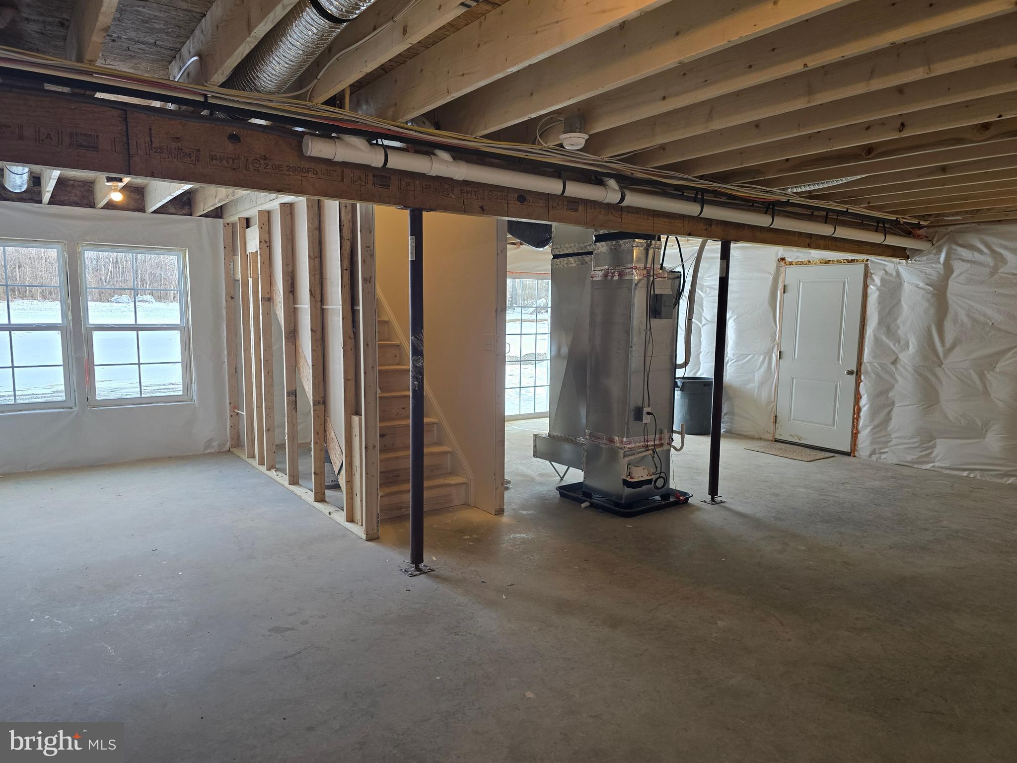 HIDDEN RIVER - Residential