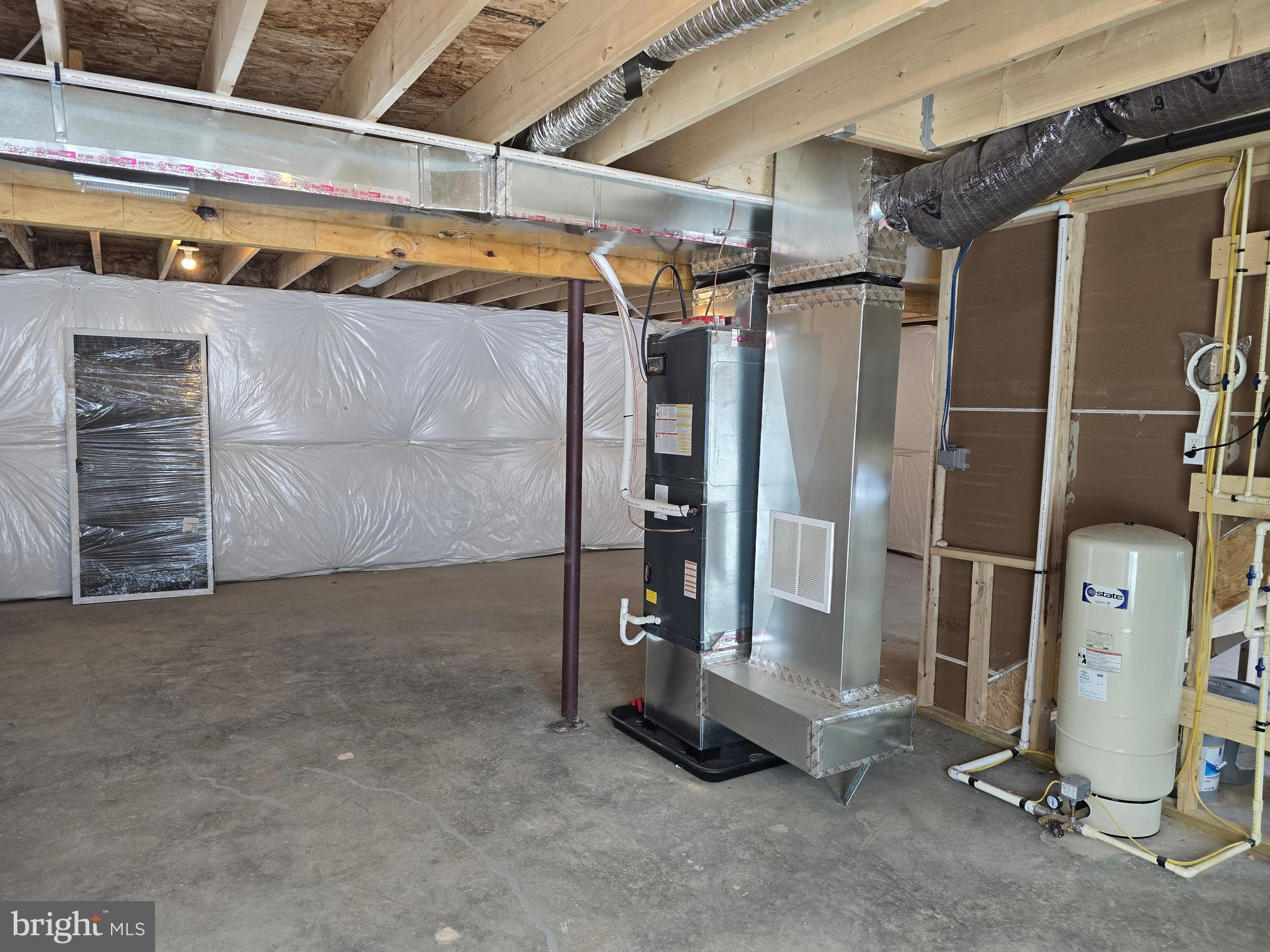 HIDDEN RIVER - Residential